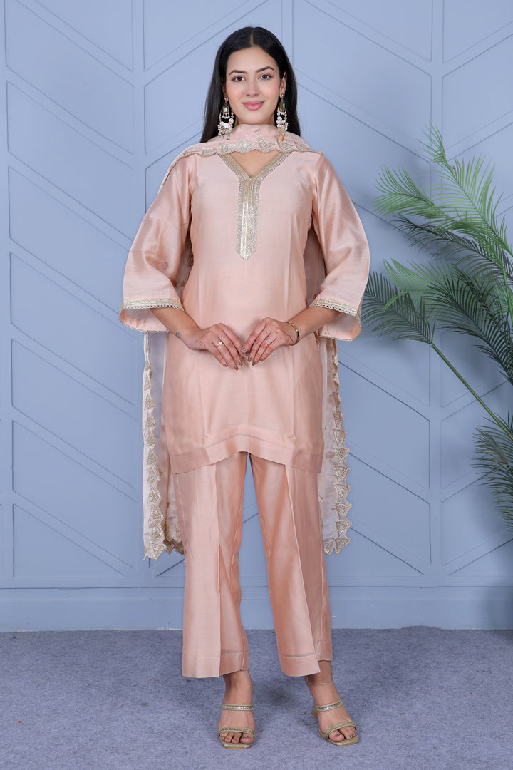Example Product 13 - Peach kurta set with dupatta