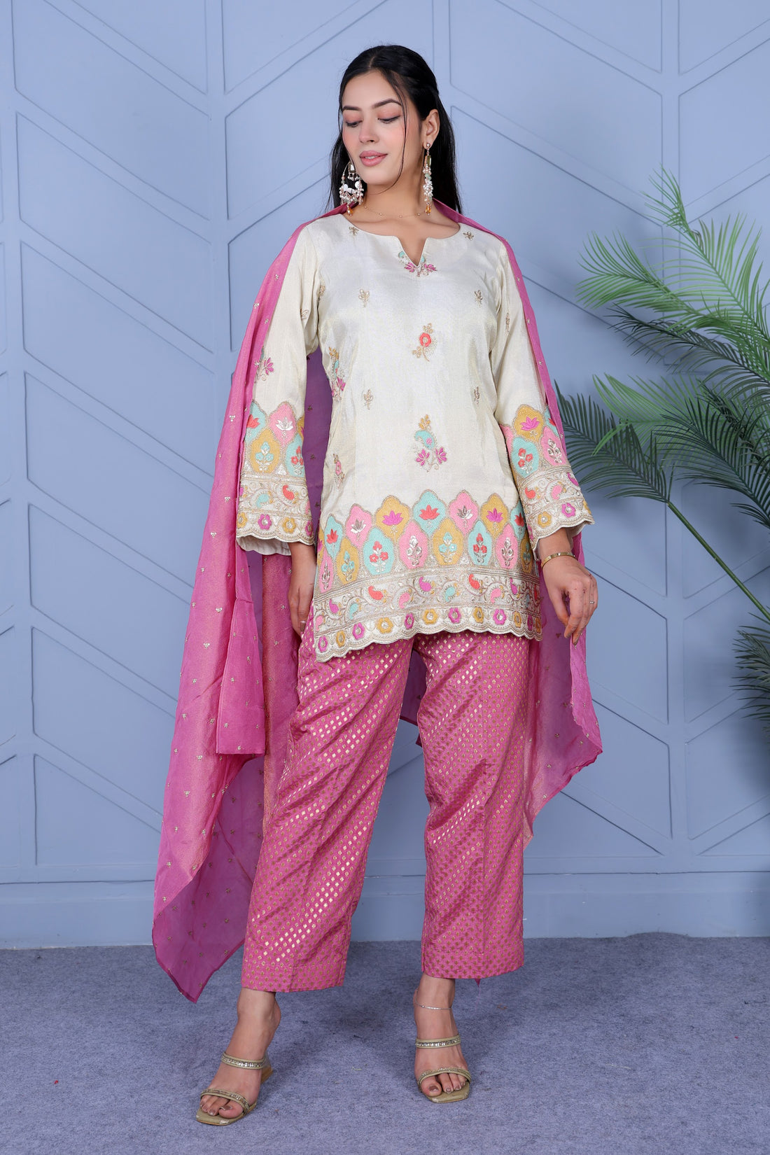 Example Product 11 - Ivory kurta with pink pants & dupatta