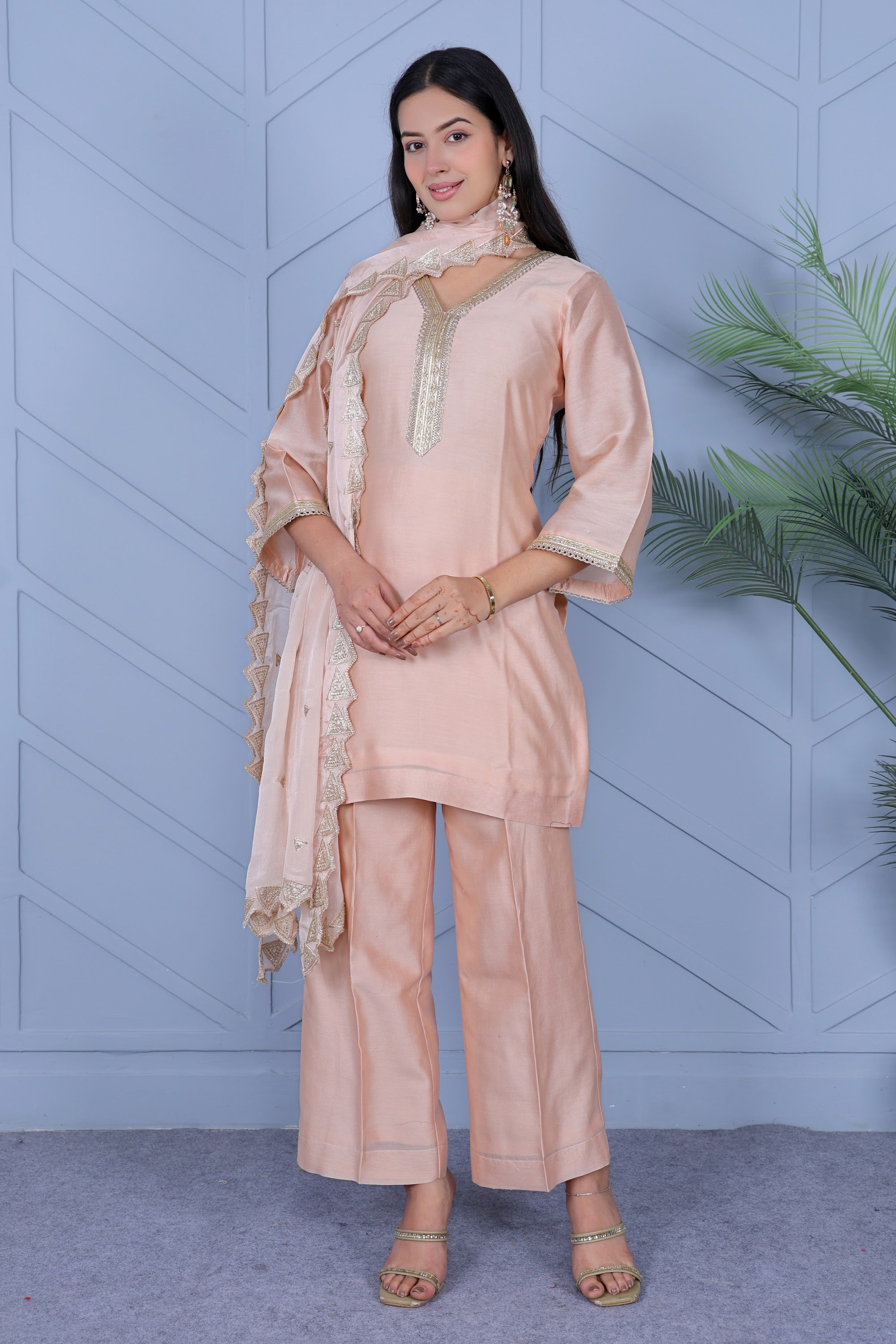 Example Product 13 - Peach kurta set with dupatta