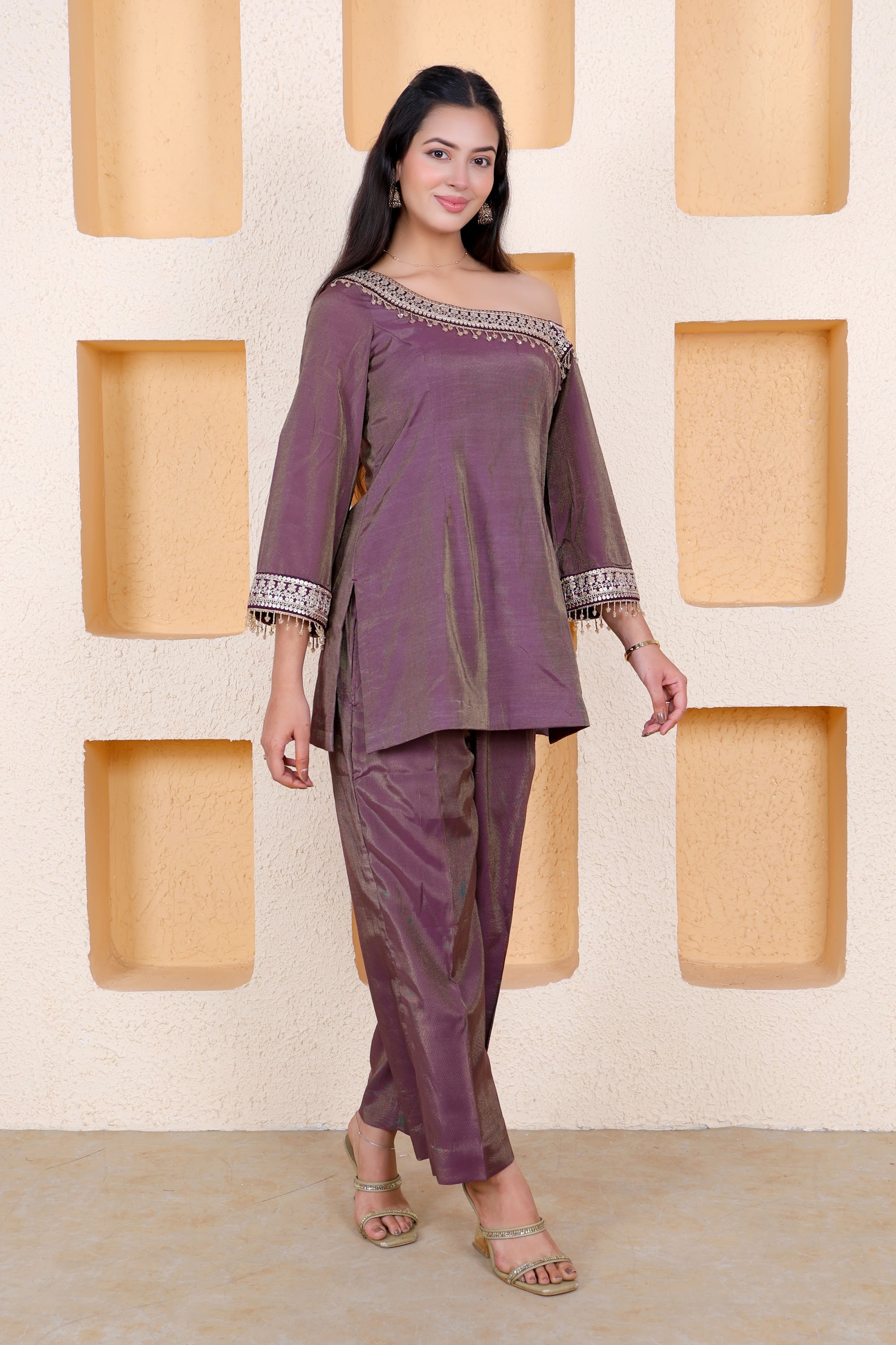 Example Product 9 - Mauve kurta set